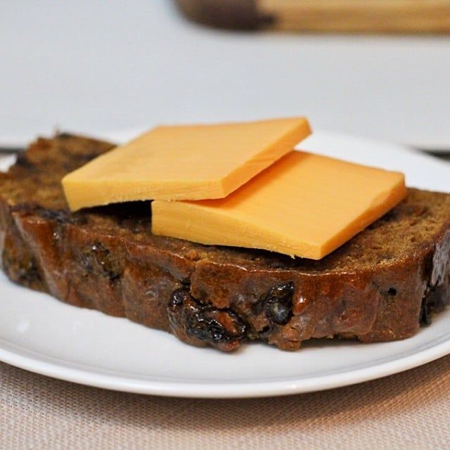 Island Breads & Buns